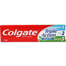 154G COLGATE PASTE TRIPLE ACTION